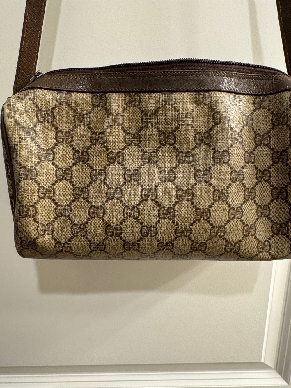 Vintage Gucci Crossbody Bag - Picture 10 of 10